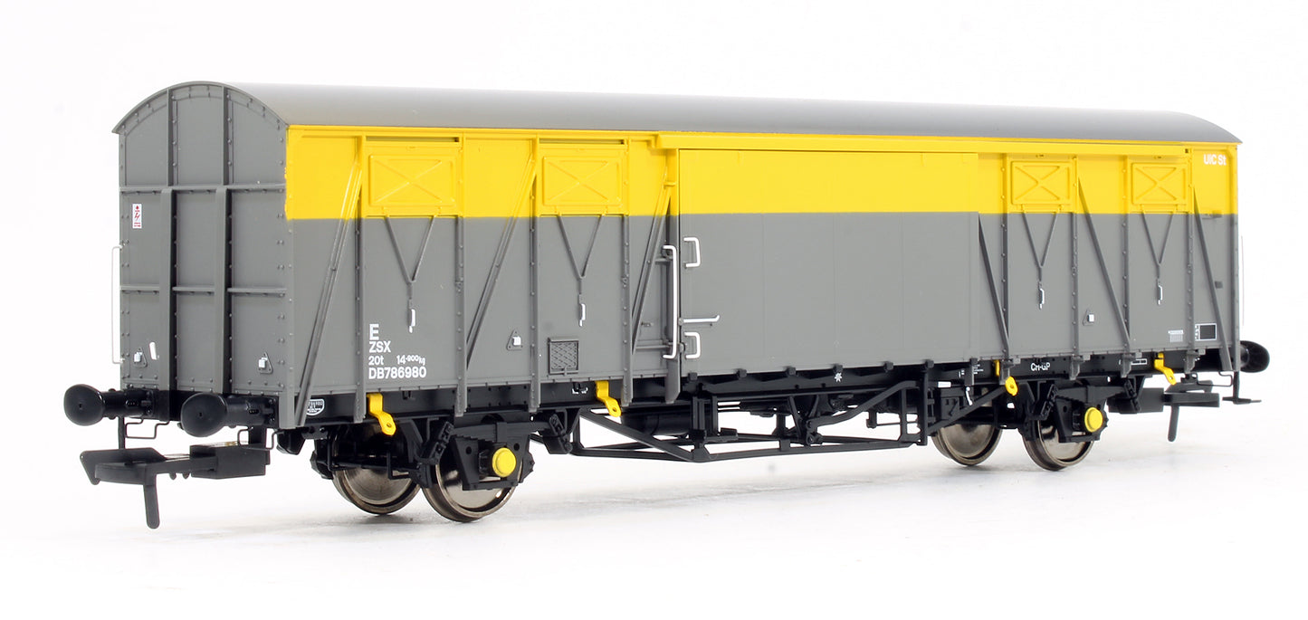 Pre-Owned VIX Ferry Van, ZSX No. B786980, Engineer’s ‘Dutch’