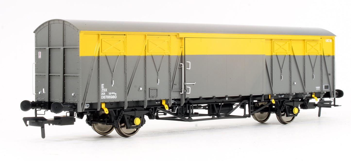 Pre-Owned VIX Ferry Van, ZSX No. B786980, Engineer’s ‘Dutch’