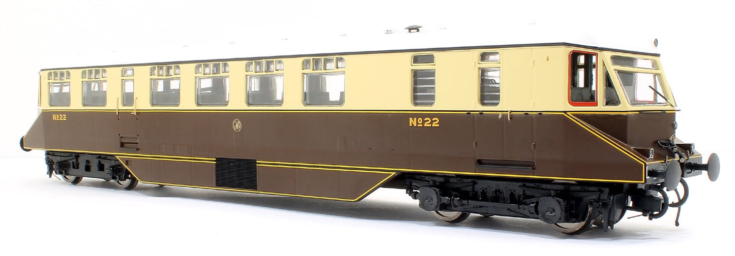 GWR AEC Railcar GWR chocolate/cream with monogram (white roof) Diesel Locomotive