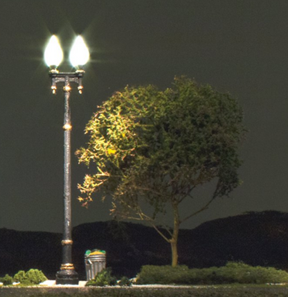 JP5648 Double Lamp Post Street Lights - O Scale