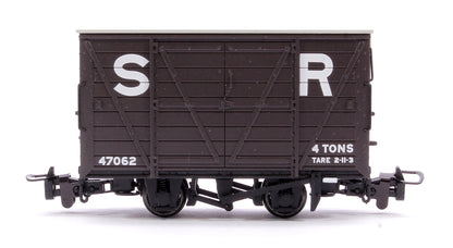 RNAD Box Van SR Brown No. 47062