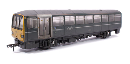 Class 143 2-Car DMU 143611 GWR Green (FirstGroup) - Weathered