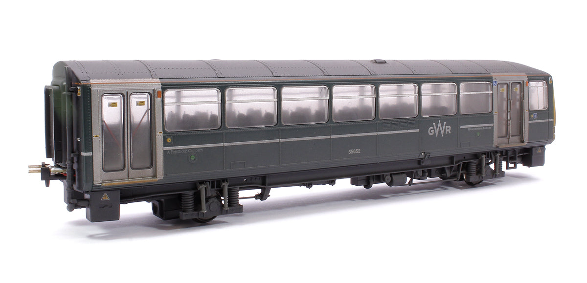 Class 143 2-Car DMU 143611 GWR Green (FirstGroup) - Weathered