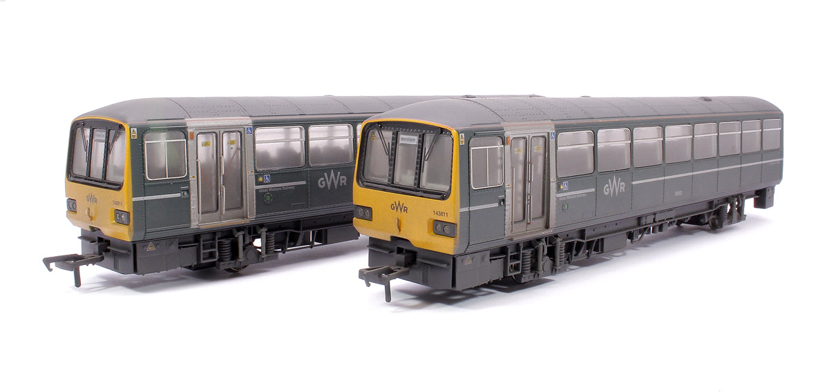 Class 143 2-Car DMU 143611 GWR Green (FirstGroup) - Weathered