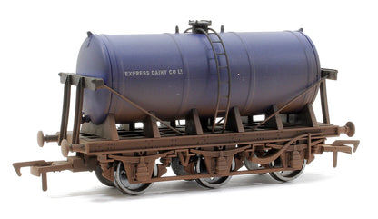 Express Dairy 6 Wheel Milk Tanker - Weathered