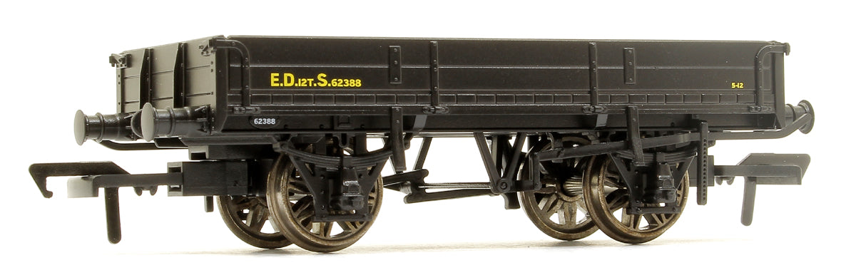 SECR Dia. 1744 2 plank No. S62388, BR Departmental black