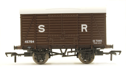 SECR Dia. 1426 Covered Van No. 45784, SR brown (early)