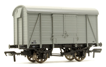 SECR Dia. 1426 Covered Van No. S45819, BR grey