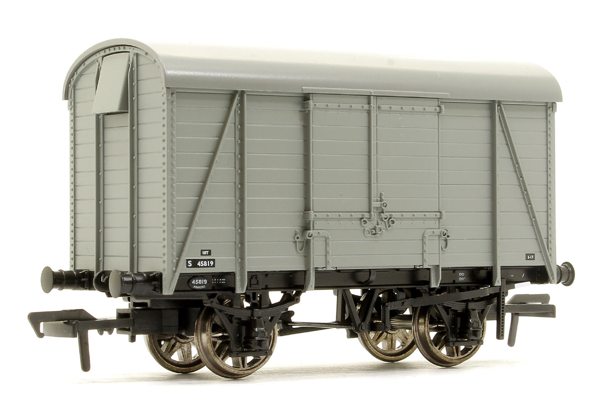 SECR Dia. 1426 Covered Van No. S45819, BR grey
