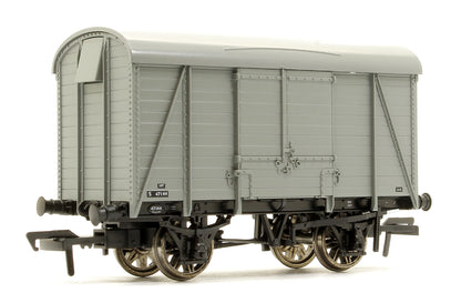 SECR Dia. 1426 Covered Van No. S47144, BR grey