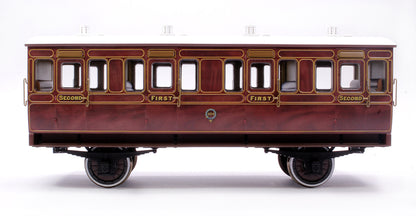 Stroudley 4 Wheel Suburban Oil Lit Composite Mahogany 404 - DCC & Light Bar Fitted