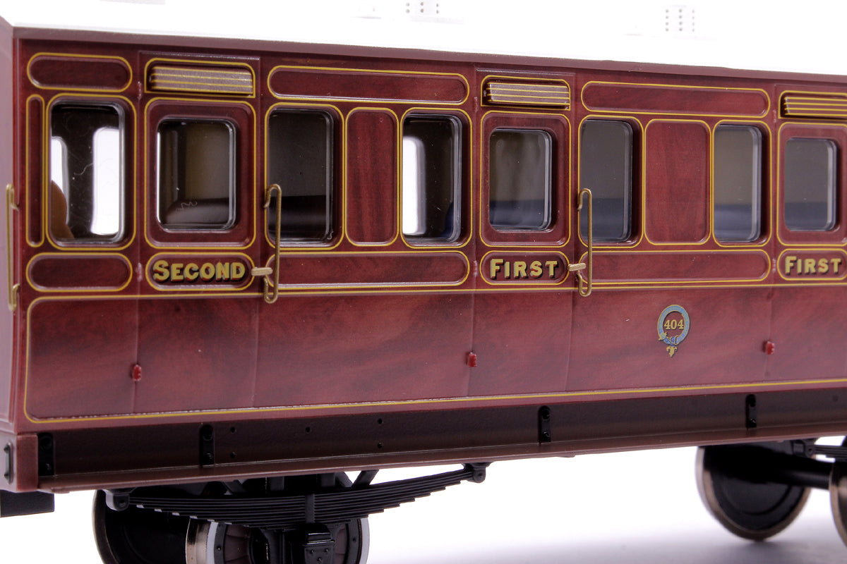 Stroudley 4 Wheel Suburban Oil Lit Composite Mahogany 404 - DCC & Light Bar Fitted