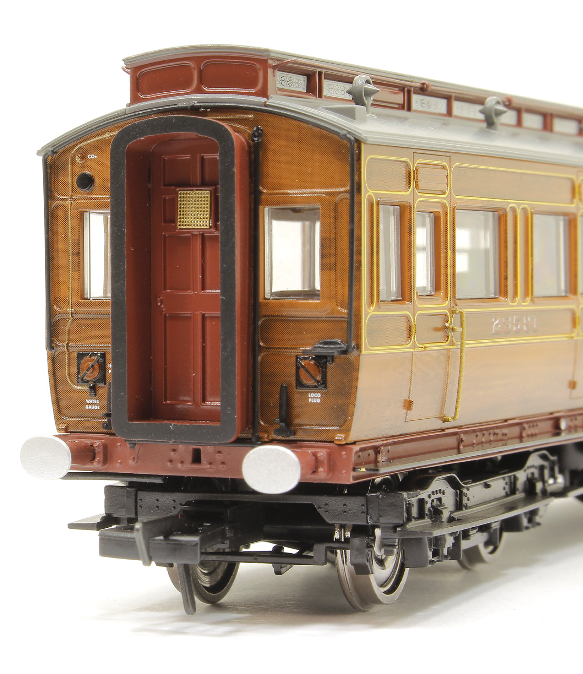 Pre-Owned 935001 LNER Dynamometer Car No. 23591, LNER teak finish with lining