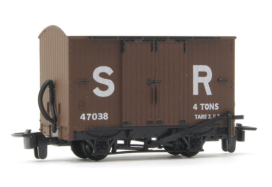 Box Van, SR Livery No.47038