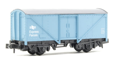 Parcels Van, BR light blue, 15ft Wheelbase No.87641