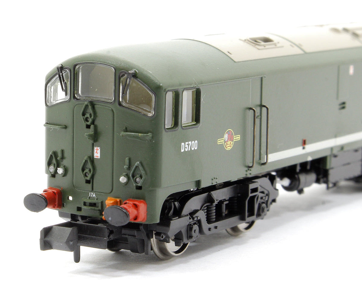 Class 28 D5700 Plain BR Green Diesel Locomotive - DCC SOUND