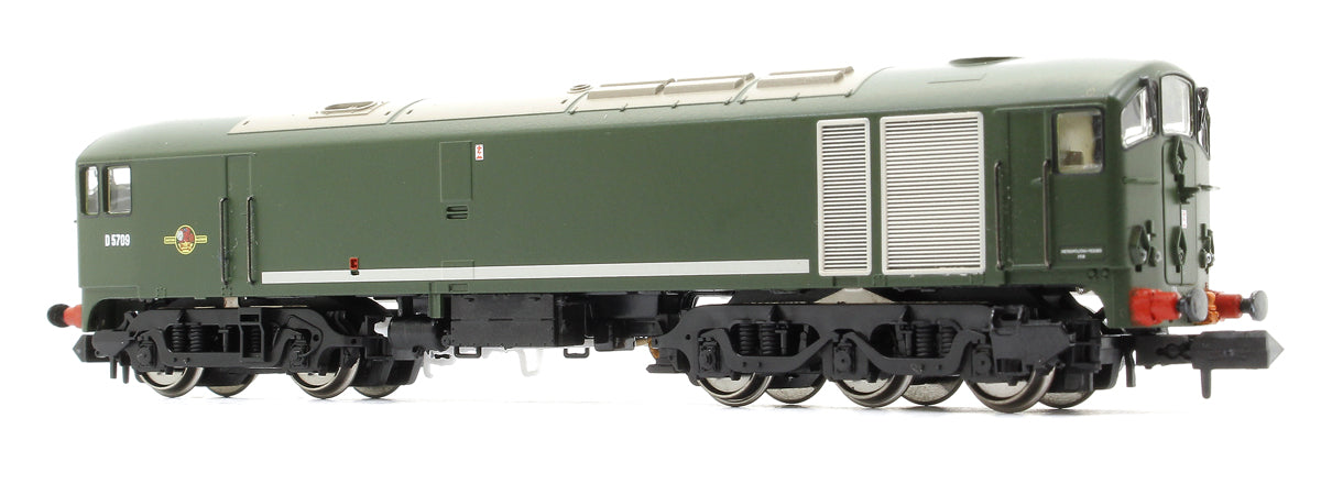 Class 28 D5709 Plain BR Green Diesel Locomotive - DCC SOUND