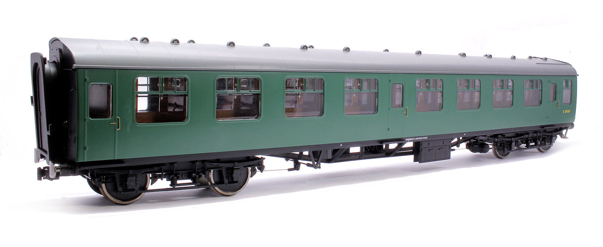 BR Mk1 SR Green SK S24311 with Window Beading