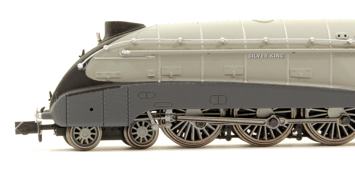 'Silver King' LNER Silver Grey Class A4 Valanced 4-6-2 Steam Locomotive No.2511