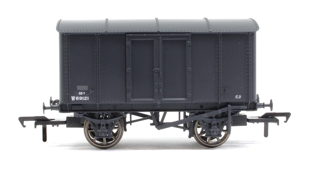 GWR ‘Iron Mink’ Van No. W69121, BR (W) grey