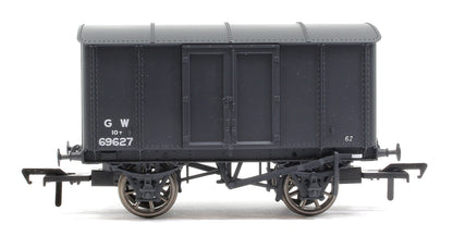 GWR ‘Iron Mink’ van No. 69627, GWR grey (1937 livery)