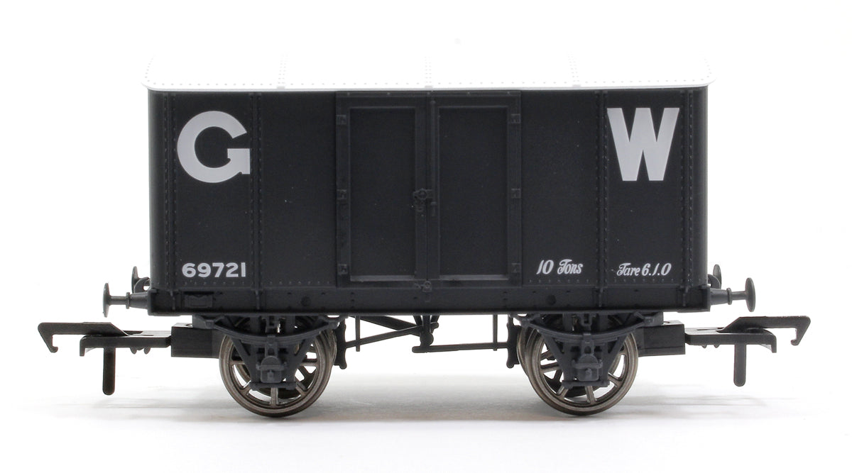 GWR ‘Iron Mink’ Van No. 69721, GWR grey (25in lettering)