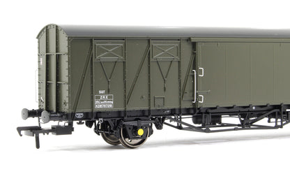 VIX Ferry Van, ZRX No.DB787218, S&T olive