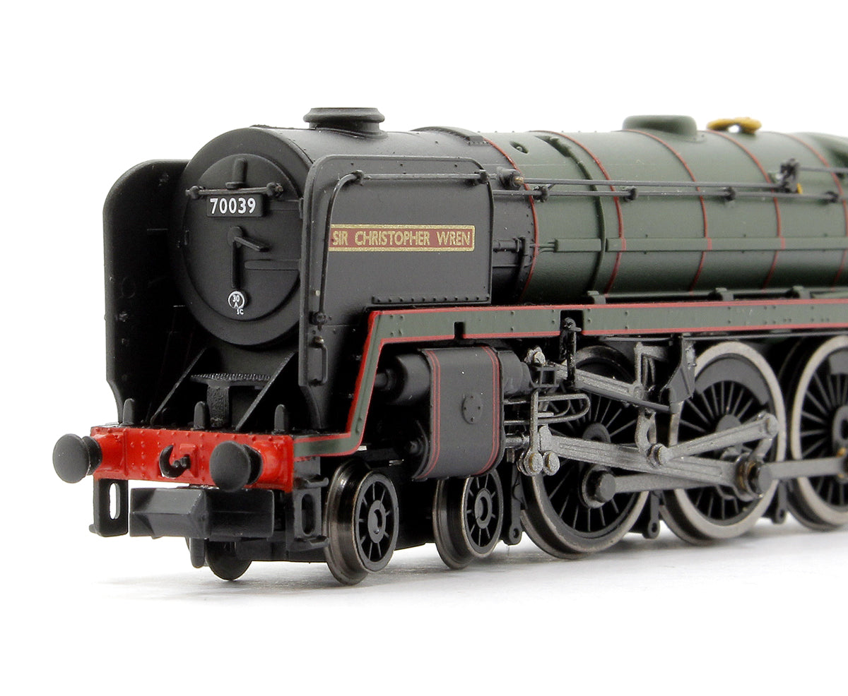 Class 7MT Britannia 4-6-2 East Anglian Set 70039 BR Green Early Crest 4 Gresley Crimson & Cream Coaches - DCC Fitted