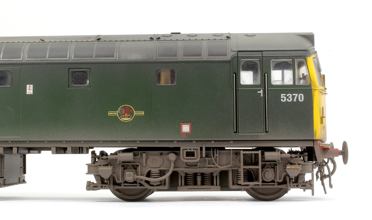 Class 27 BR plain green 5370 (full yellow ends) Diesel Locomotive - Weathered