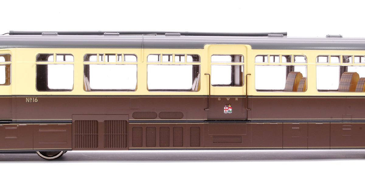 Streamlined Railcar 16 Lined Chocolate & Cream GWR Twin Cities Diesel Locomotive - DCC Sound