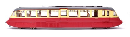 Streamlined Railcar W8W BR Lined Carmine & Cream Diesel Locomotive - DCC Fitted