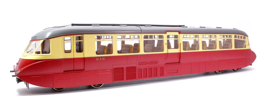 Streamlined Railcar W8W BR Lined Carmine & Cream Diesel Locomotive