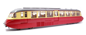 Streamlined Railcar W8W BR Lined Carmine & Cream Diesel Locomotive - DCC Fitted