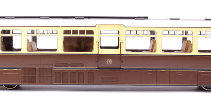 Streamlined Railcar 10 Lined Chocolate & Cream GWR Monogram Diesel Locomotive