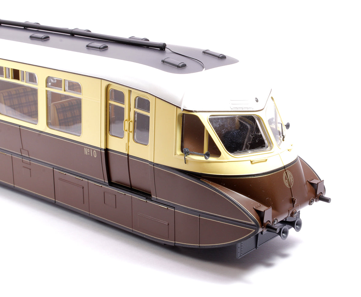 Streamlined Railcar 10 Lined Chocolate & Cream GWR Monogram Diesel Locomotive