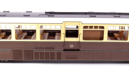 Streamlined Railcar 10 Lined Chocolate & Cream GWR Monogram Diesel Locomotive