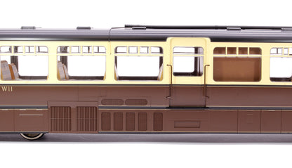 Streamlined Railcar W11 BR Lined Chocolate & Cream Diesel Locomotive