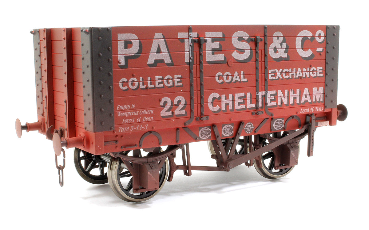 7 Plank 9' Wheelbase 2 Door Pates & Co No 22 - Weathered