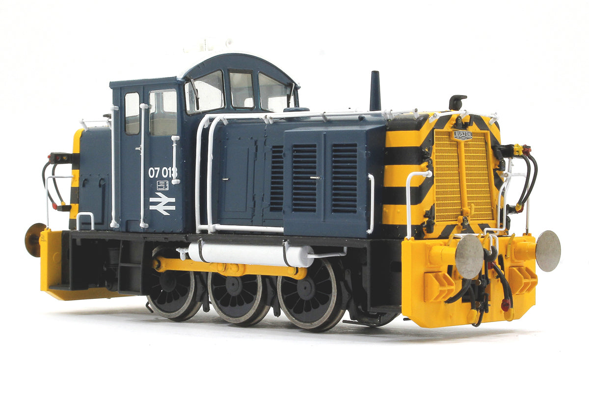 Class 07 013 (V2) BR Blue (White Cab Roof) Diesel Locomotive