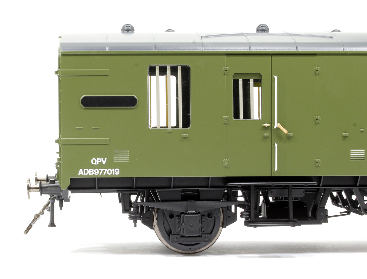 BR Mk1 CCT 4w General Purpose Van in BR Departmental Olive Green No.977019