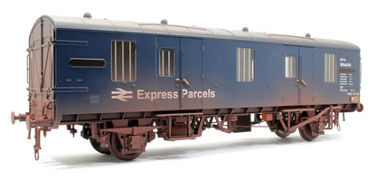 BR Mk1 W94476 CCT 4w General Purpose Van BR ’Express Parcels’ blue - Weathered