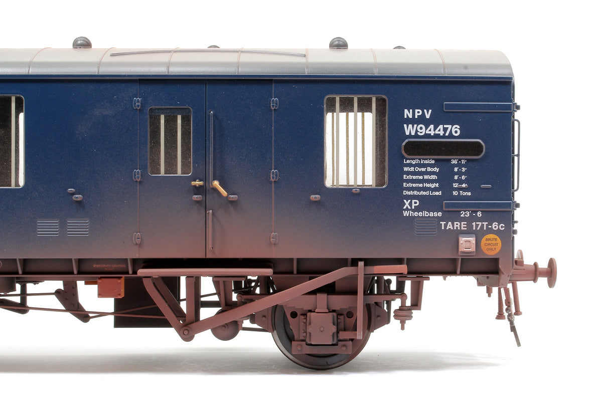 BR Mk1 W94476 CCT 4w General Purpose Van BR ’Express Parcels’ blue - Weathered