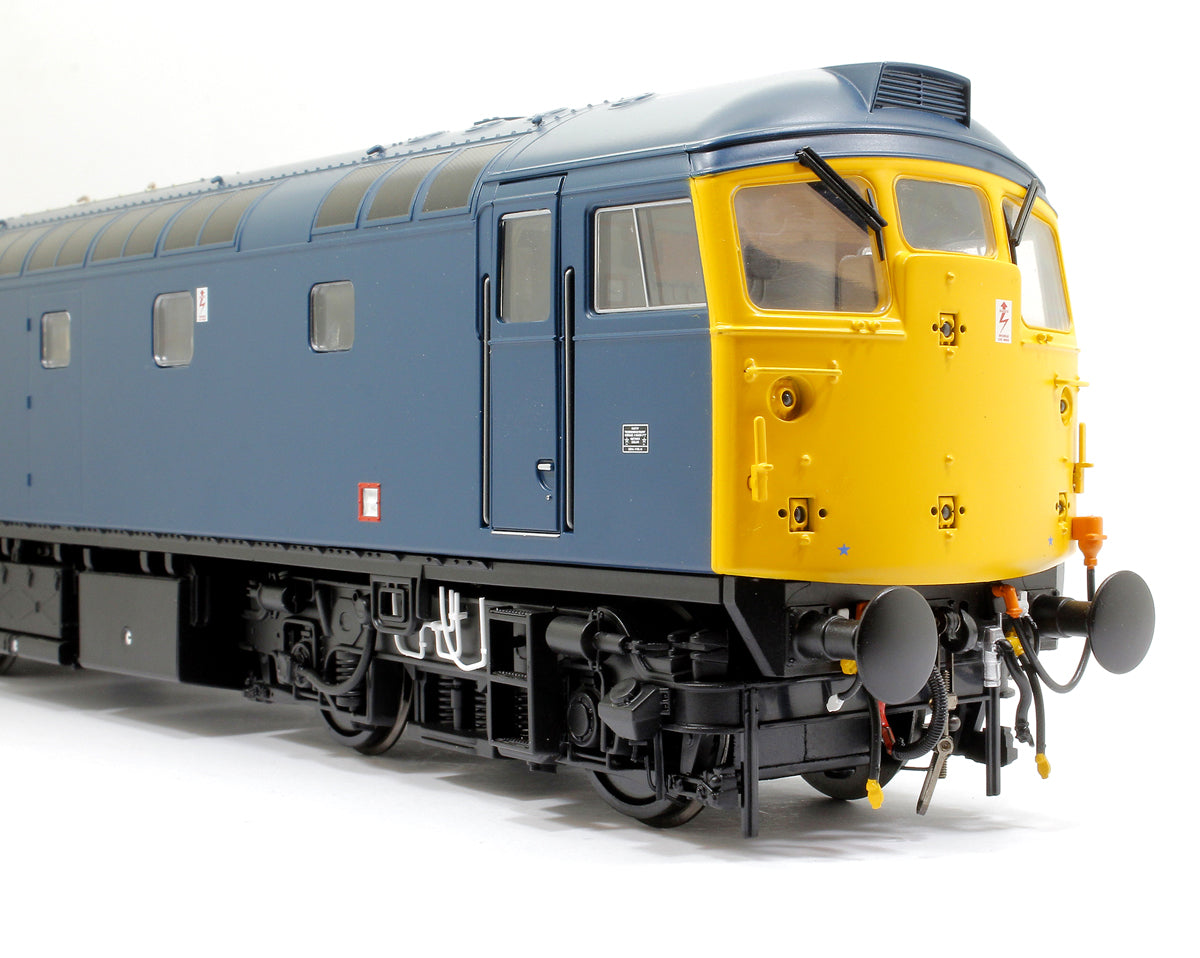 Class 26 BR Blue (Early Version) Full Yellow Ends Diesel Locomotive