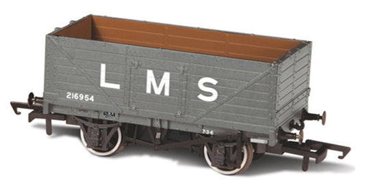 7 Plank Wagon LMS 216954