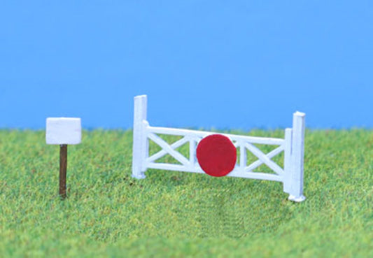 PDB136 P&D Marsh N Gauge Single Track Level Crossing - Unpainted