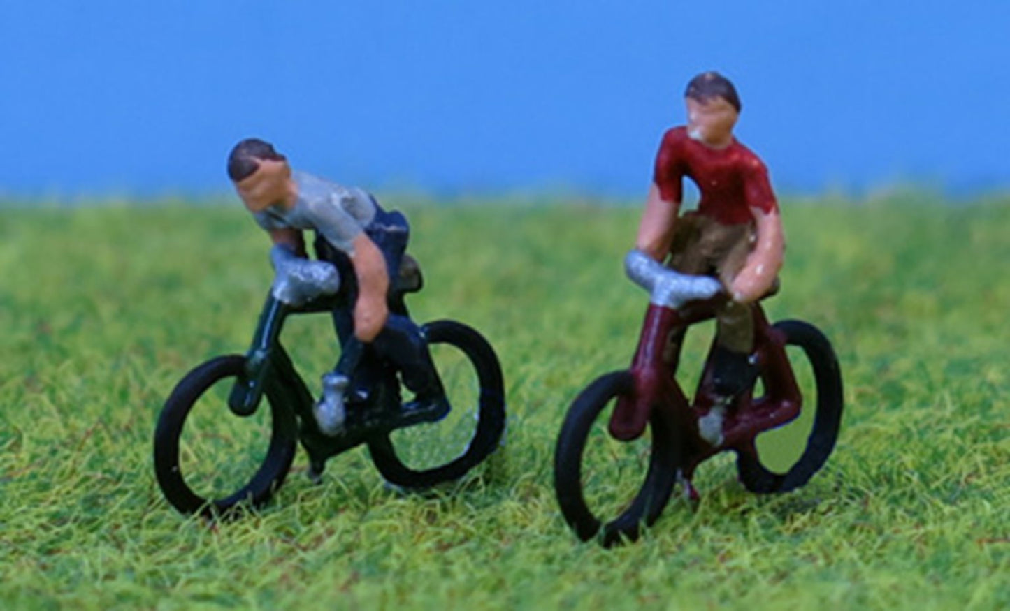 PDX51 P&D Marsh N Gauge Cyclists by 2