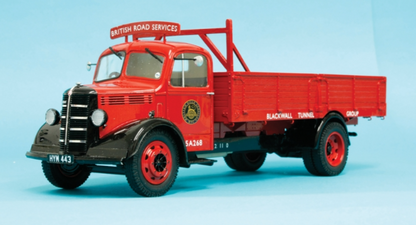 Bedford O Series LWB Dropside Truck Model Kit