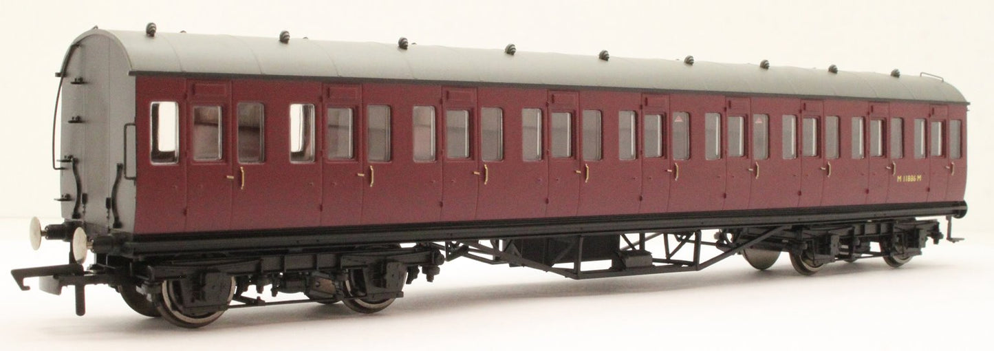 BR 57' Stanier Non-Corridor Third M11886M 