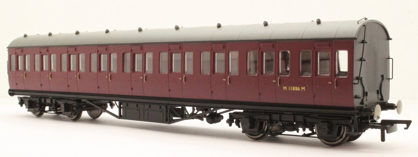 BR 57' Stanier Non-Corridor Third M11886M