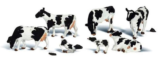 Woodland Scenics O Gauge Holstein Cows